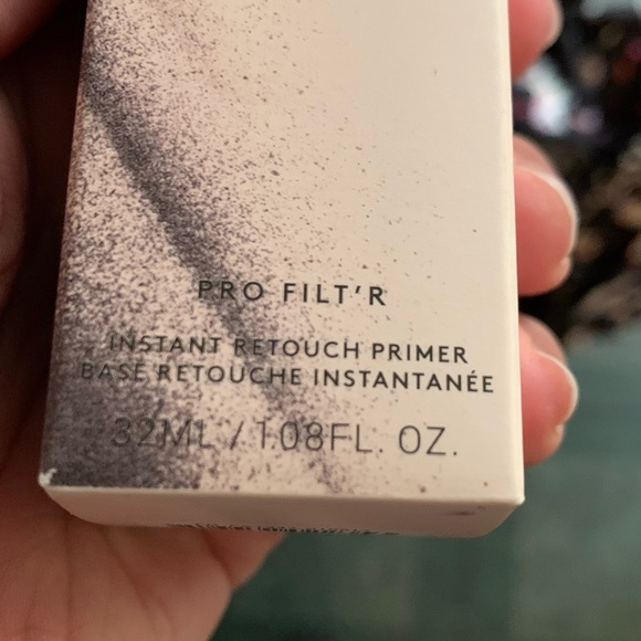 Fenty Beauty by Rihanna Instant retouch primer - Picture 4 of 9